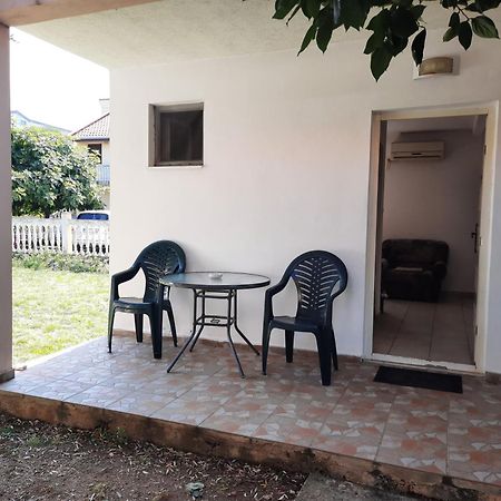 Apartmani Na Moru Бар Екстериор снимка